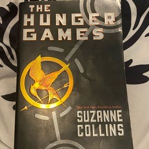 Hunger Games Book Series By Suzanne Collins (all three books)
